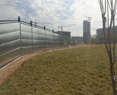 建筑施工中，工程圍擋廠家批量銷(xiāo)售更顯優(yōu)勢(shì)