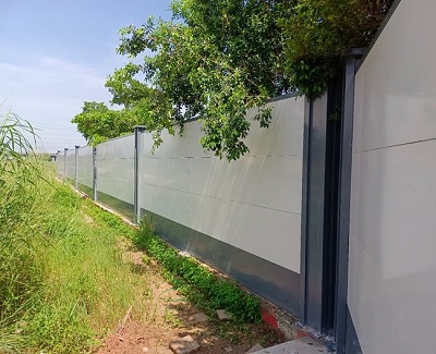 市政工程圍擋的規(guī)范要求設(shè)置建筑的標準